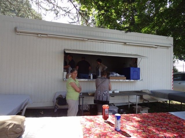 2022 vide grenier (9).jpg